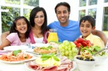 Family Dynamics at Mealtimes Impact Children&#039;s Weight